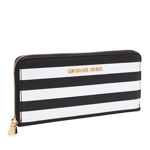 Michaela Kors Black & White Stripe ZIP Wallet